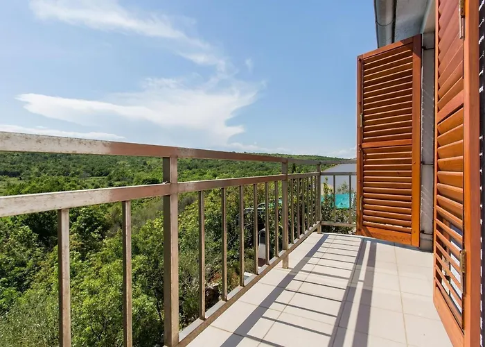 Cekovic 2 By Interhome Šilo