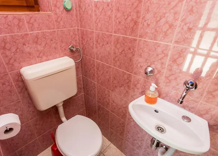 Lägenhet Cekovic 2 By Interhome