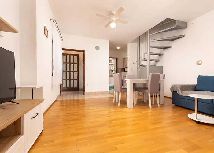 Cekovic 2 By Interhome *