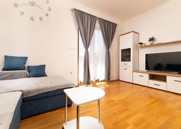 Cekovic 2 By Interhome *