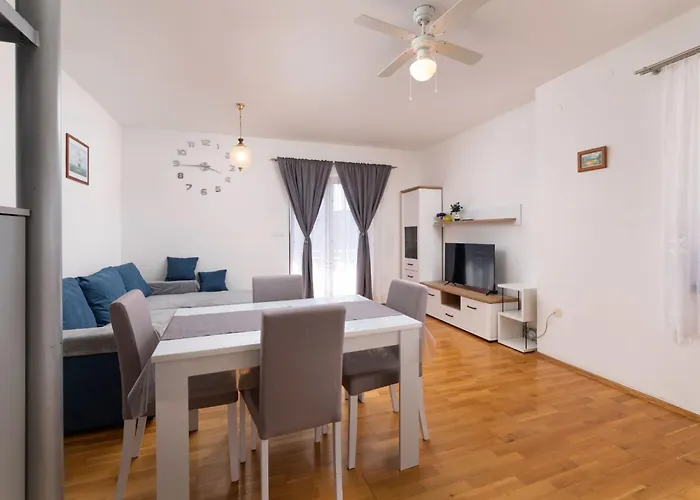 Cekovic 2 By Interhome Silo (Krk)